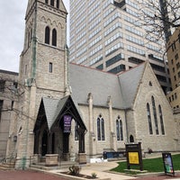 Photo taken at Christ Church Episcopal Cathedral by Frank on 4/8/2019
