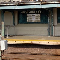 Photo taken at MTA Subway - 46th St/Bliss St (7) by Frank on 2/20/2023