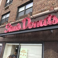 Photo taken at Stan&amp;#39;s Donuts &amp;amp; Coffee by Frank on 5/26/2022
