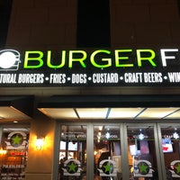 12/11/2021 tarihinde Frankziyaretçi tarafından BurgerFi'de çekilen fotoğraf