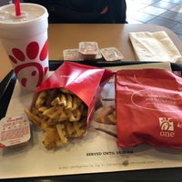 Photo taken at Chick-fil-A by Frank on 12/5/2017
