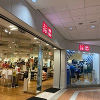 Photo taken at UNIQLO by Frank on 5/1/2023