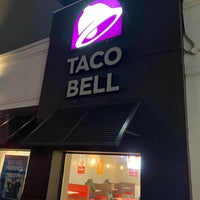 Photo taken at Taco Bell by Frank on 1/8/2023
