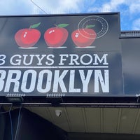 Foto diambil di Three Guys From Brooklyn oleh Frank pada 10/21/2023