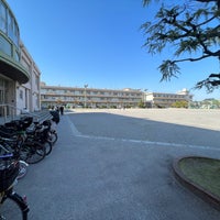 Photo taken at 市川市立宮久保小学校 by - _. on 4/9/2023