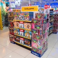 Suntec city hotsell toys r us