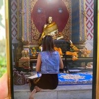 Photo taken at Wat Chakkrawat by I&amp;#39;saya on 12/20/2023