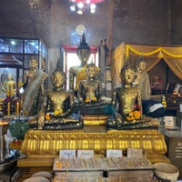 Photo taken at Wat Intaram by I&amp;#39;saya on 12/29/2021