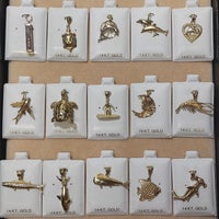 Gold coast jewelry & pawn deals