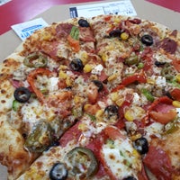 Photo taken at Domino&amp;#39;s Pizza by Sultn Y. on 11/26/2018