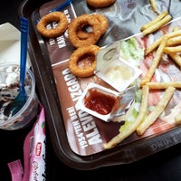 Photo taken at Burger King by Sultn Y. on 3/31/2018