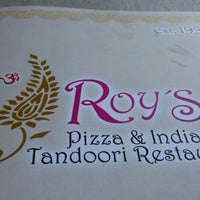 Photo prise au Roys Pizza &amp;amp; Indian Tandoori par Jorge P. le1/10/2016