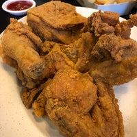 Photo taken at Arnold&amp;#39;s Fried Chicken by Terence T. on 7/24/2019