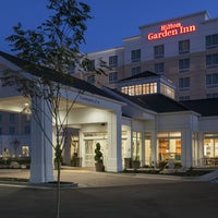 Foto diambil di Hilton Garden Inn oleh Hilton Garden Inn pada 9/5/2014