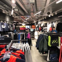 nike outlet store hackney