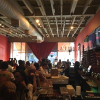 8/19/2016 tarihinde Adam W.ziyaretçi tarafından Guadalupe Bar and Grill'de çekilen fotoğraf