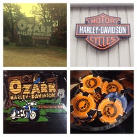 10/24/2014 tarihinde Ty S.ziyaretçi tarafından Ozark Harley-Davidson'de çekilen fotoğraf