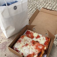 Foto diambil di La Pizza Di Nanna oleh Anouska S. pada 9/30/2017