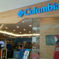 Photo taken at Columbia Sportswear Company by Lexelle d. on 10/2/2015