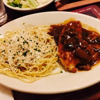 1/27/2018 tarihinde Melike Ç.ziyaretçi tarafından The Old Spaghetti Factory'de çekilen fotoğraf