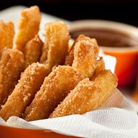 รูปภาพถ่ายที่ CHOCO MADRID | churros con chocolate โดย CHOCO MADRID | churros con chocolate เมื่อ 9/8/2014