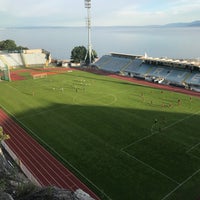 รูปภาพถ่ายที่ NK Rijeka - Stadion Kantrida โดย Igor K. เมื่อ 5/18/2018