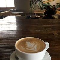 11/6/2017 tarihinde H K.ziyaretçi tarafından Mokah Coffee &amp;amp; Tea'de çekilen fotoğraf