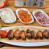 Foto tirada no(a) Mehmet Emin Ciğer &amp;amp; Kebap por Mehmet Emin Ciğer &amp;amp; Kebap em 7/15/2018