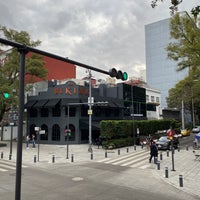 Photo taken at Colonia Polanco by Alvi on 10/31/2019