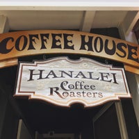 Photo taken at Hanalei Coffee Roasters by Global H. on 6/11/2015