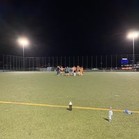 Foto diambil di METRO-Fußballhimmel oleh Nadja N. pada 9/2/2019