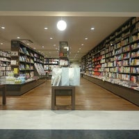 未来屋書店 岡山店 Bookstore In 岡山市