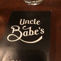 รูปภาพถ่ายที่ Uncle Babe&amp;#39;s Burger Bar โดย Bert C. เมื่อ 12/29/2018
