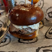Foto scattata a B Spot Burgers da Luke P. il 9/14/2018