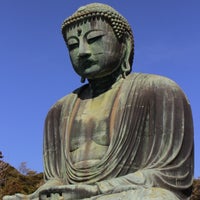 Photo taken at Great Buddha of Kamakura by Phakhaphon T. on 2/18/2018