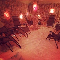 9/12/2014 tarihinde Bethesda Salt Cave: Home of Message Mettaziyaretçi tarafından Bethesda Salt Cave: Home of Message Metta'de çekilen fotoğraf
