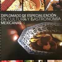 Photo taken at Escuela de Gastronomía Méxicana by Mariana A. on 10/7/2017
