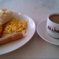 Photo taken at Killiney Kopitiam by Azuar A. on 12/5/2012