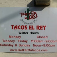 Foto scattata a Tacos el Rey da Rebecca H. il 10/11/2012
