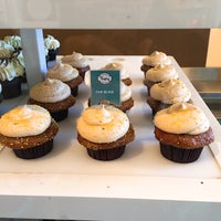 Photo taken at Trophy Cupcakes by Chloe P. on 9/16/2018