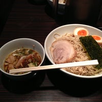 Photo taken at 京鰹節 つけ麺 愛宕 by masa01-jp on 5/7/2013