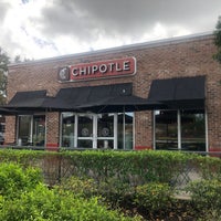 Photo taken at Chipotle Mexican Grill by Johnnie W. on 3/1/2021