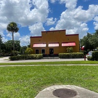 Photo taken at Popeyes Louisiana Kitchen by Johnnie W. on 6/28/2021