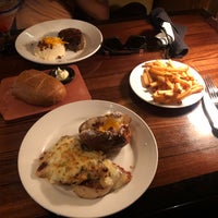 Photo taken at LongHorn Steakhouse by Johnnie W. on 9/14/2020
