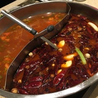 Foto tirada no(a) Little Lamb Mongolian Hot Pot por Brian T. em 2/15/2016