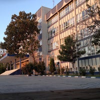 Foto scattata a İhlas Koleji da İhlas Koleji il 9/16/2014