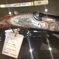 Photo taken at Beretta Gallery by Beretta On The Road on 5/17/2016