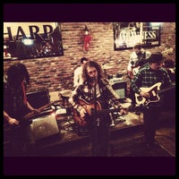 12/8/2012にJonathan A.がNaggy McGee&amp;#39;s Irish Pubで撮った写真