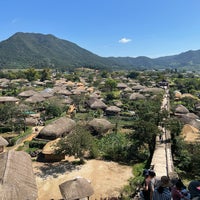 Photo taken at Naganeupseong Folk Village by bright on 10/3/2023