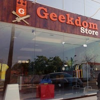 รูปภาพถ่ายที่ Geekdom Store โดย Geekdom Store เมื่อ 9/27/2014